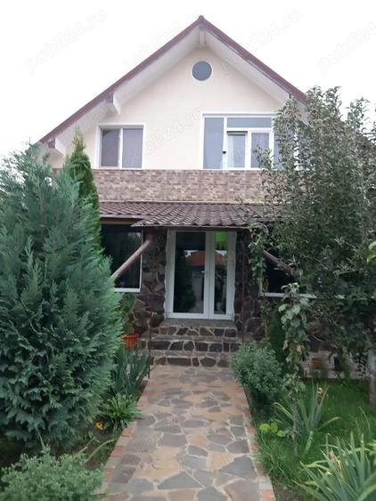 Casă cu Teren 1000 Mp în Dochia