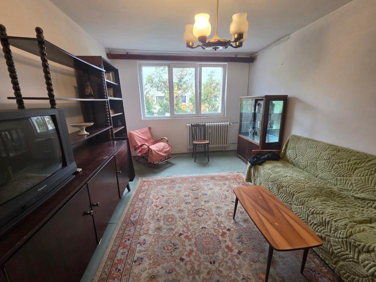 Apartament cu 2 camere decomandat în 1 Decembrie 1918