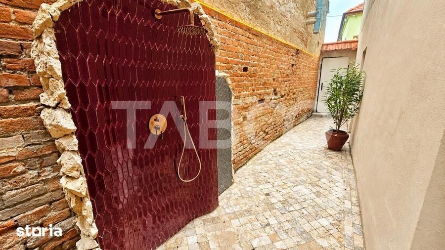 Apartament cu 3 camere în Orașul de Jos