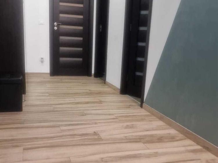 Apartament cu 3 camere decomandat în Burdujeni