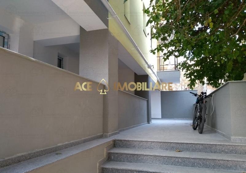 Apartament cu 2 camere semidecomandat, mobilat în Lizeanu