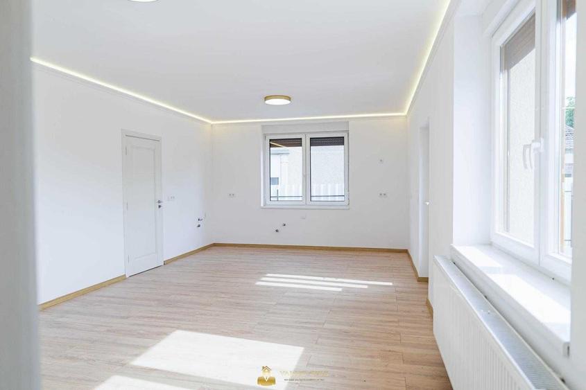 Casă cu 3 camere în Central