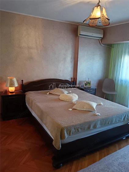 Vanzare apartament 4 camere-Bd. Decebal - 7