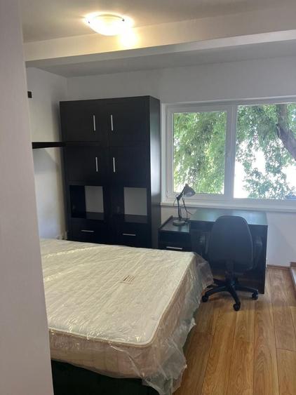 Apartament cu 2 camere decomandat, mobilat în Semicentral