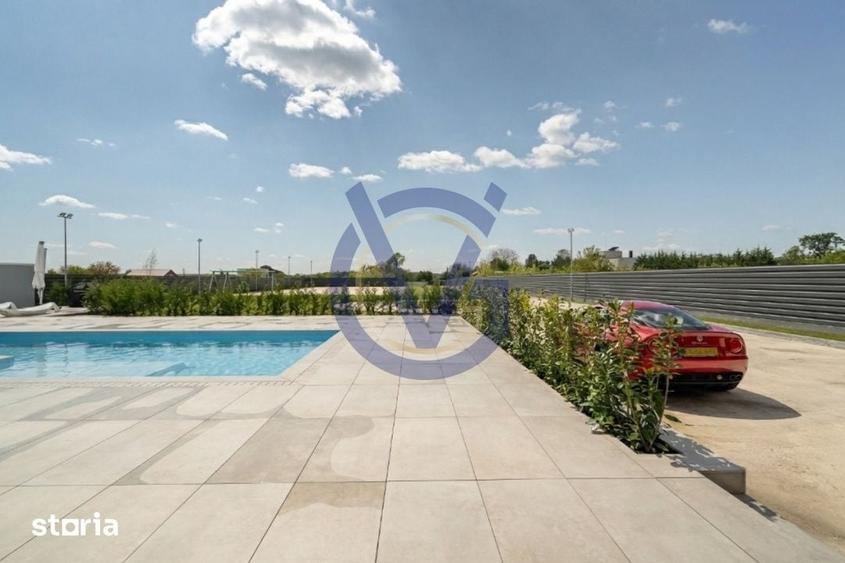 Casă cu 6 camere cu Teren 5000 Mp în Ciolpani