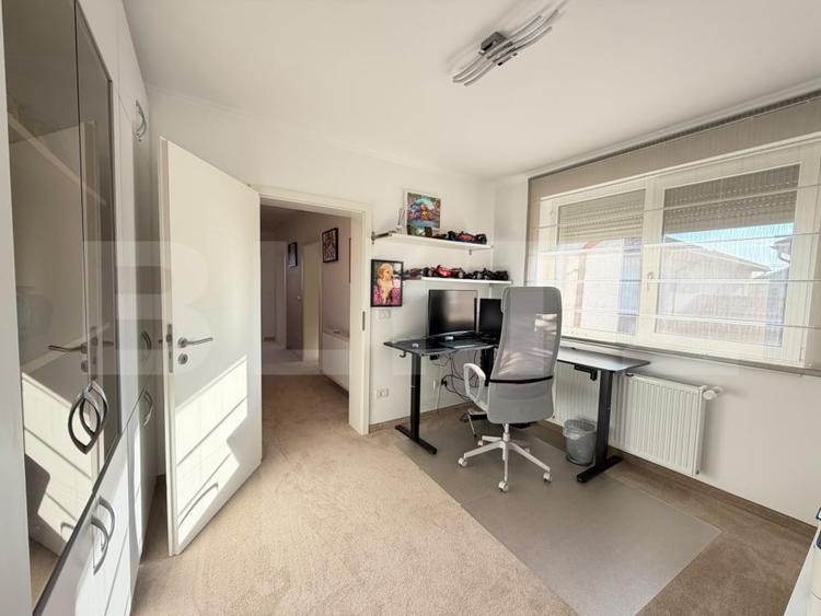Duplex cu 4 camere cu Teren 276 Mp în Urseni