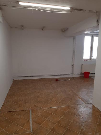 Spațiu comercial, de 70 mp, în Central