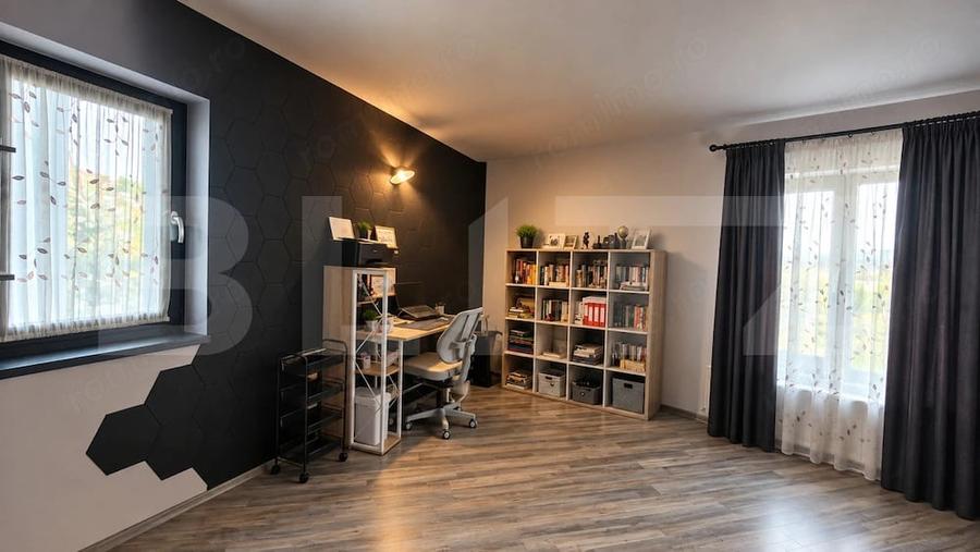 Casă cu 8 camere cu Teren 1371 Mp în Filiași