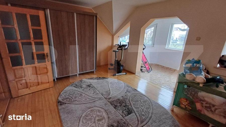 Casă cu 5 camere cu Teren 1200 Mp în Centura