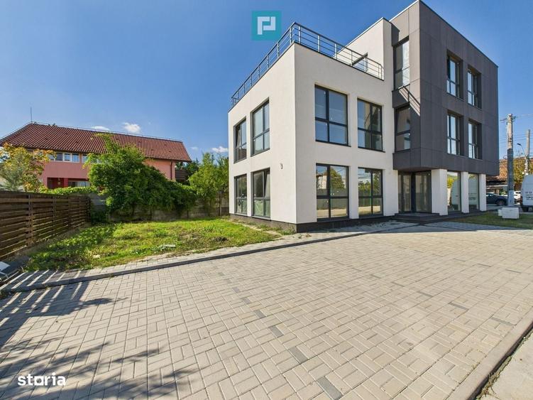 Spațiu comercial, de 346 mp, în Balotești