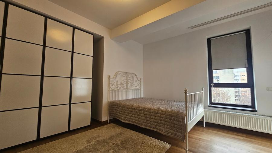Duplex cu 3 camere cu Canalizare în Vatra Luminoasă