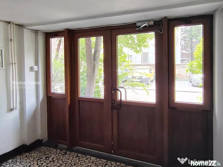 Apartament cu 3 camere decomandat în Capitale
