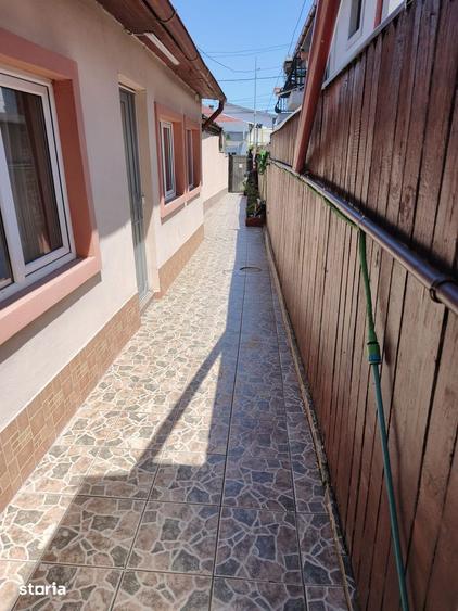Casă cu 3 camere cu Teren 142 Mp în Tomis II