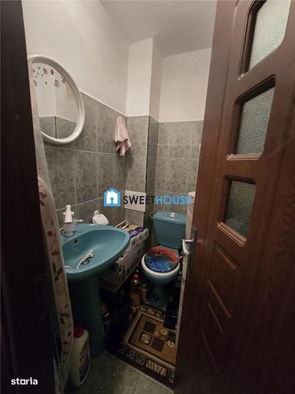 Apartament cu 4 camere decomandat în Central