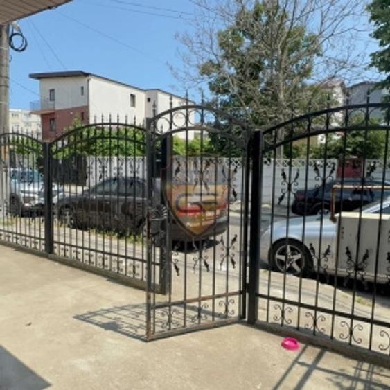 Casă cu 3 camere cu Canalizare în Delfinariu
