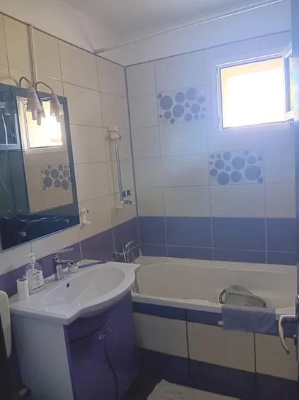 Apartament cu 2 camere semidecomandat, mobilat în P-ța Reșița