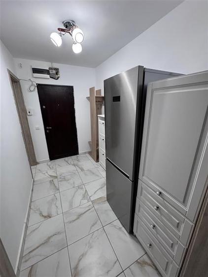 Garsonieră decomandată în Berceni