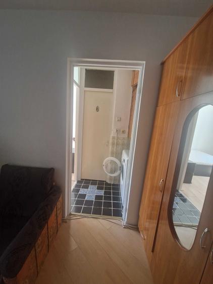 Apartament cu 2 camere nedecomandat în Central