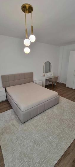 Apartament cu 2 camere decomandat în Exterior Vest