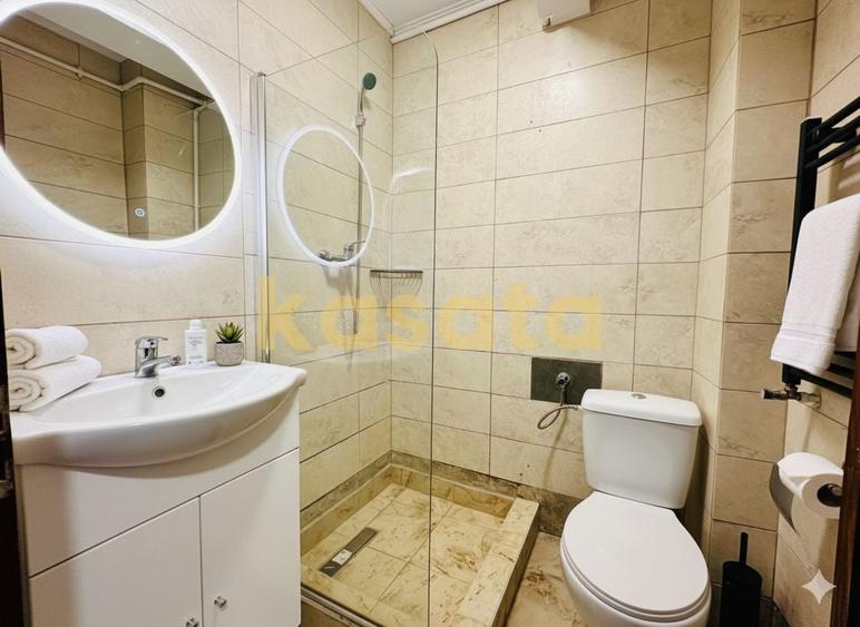 Apartament cu 2 camere decomandat în Centrul Istoric
