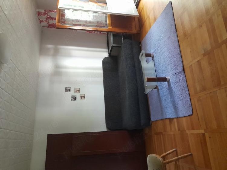 Apartament cu 3 camere decomandat în Spitalul Județean
