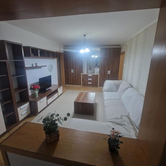 Inchiriez apartament doua camere- metrou Stefan cel Mare - 7