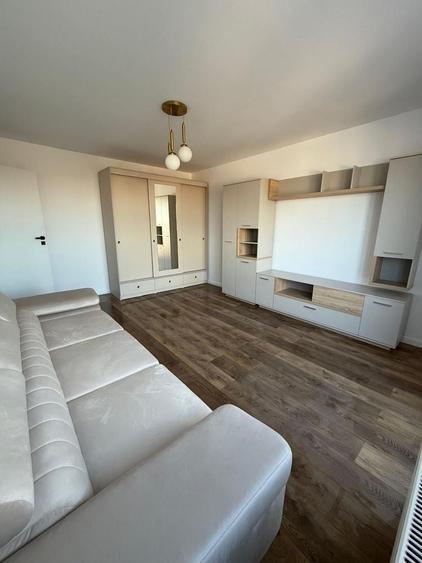 Apartament cu 2 camere decomandat în Andronache