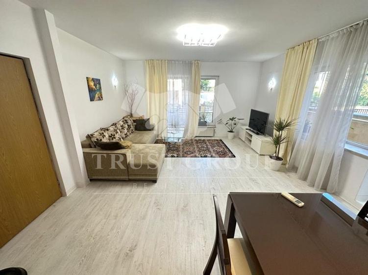 Apartament cu 3 camere decomandat, mobilat în Primăverii