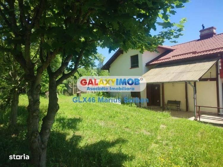 Casă cu 4 camere cu Teren 3657 Mp în Valea