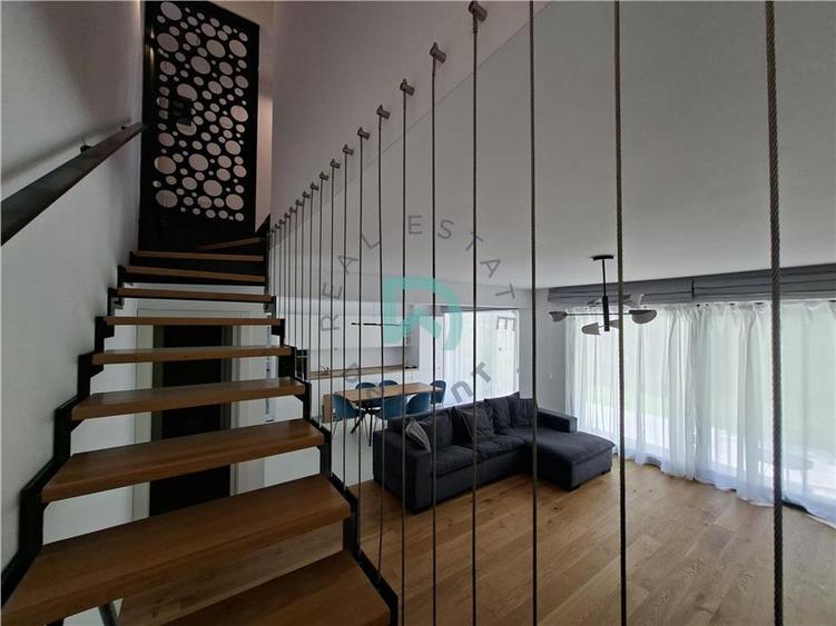 Apartament cu 3 camere decomandat în Drumul Poienii