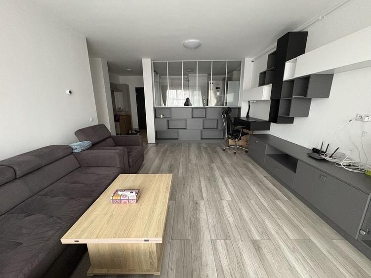 Apartament cu 2 camere decomandat în Dosu Bricii