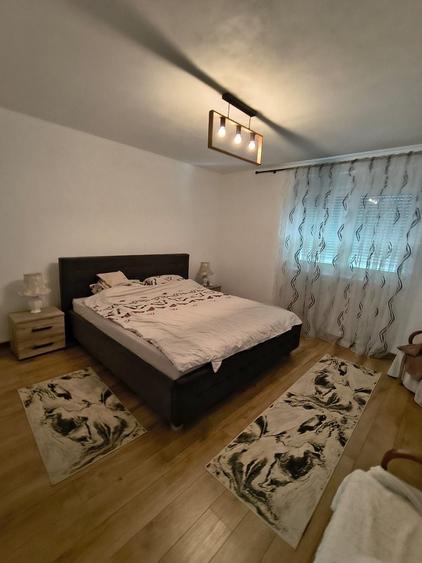 Casă cu 3 camere în Zimandcuz
