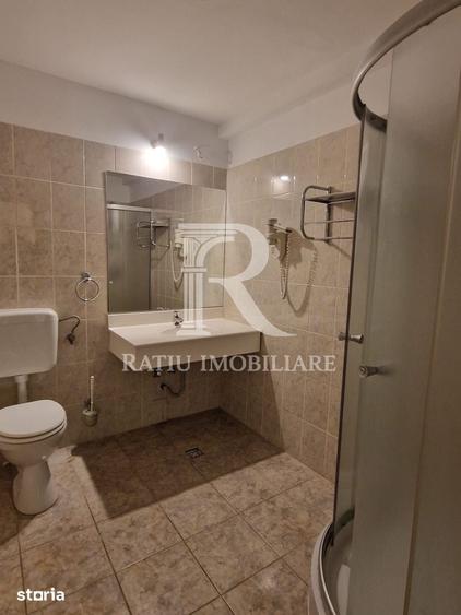 Spațiu comercial, de 640 mp, în Central