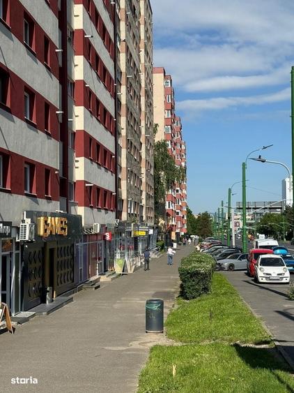 Spațiu comercial, de 100 mp, în Gării
