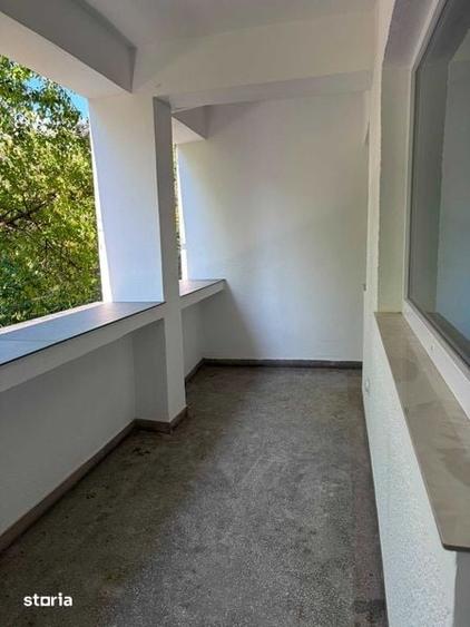 Apartament cu 4 camere în Progresul