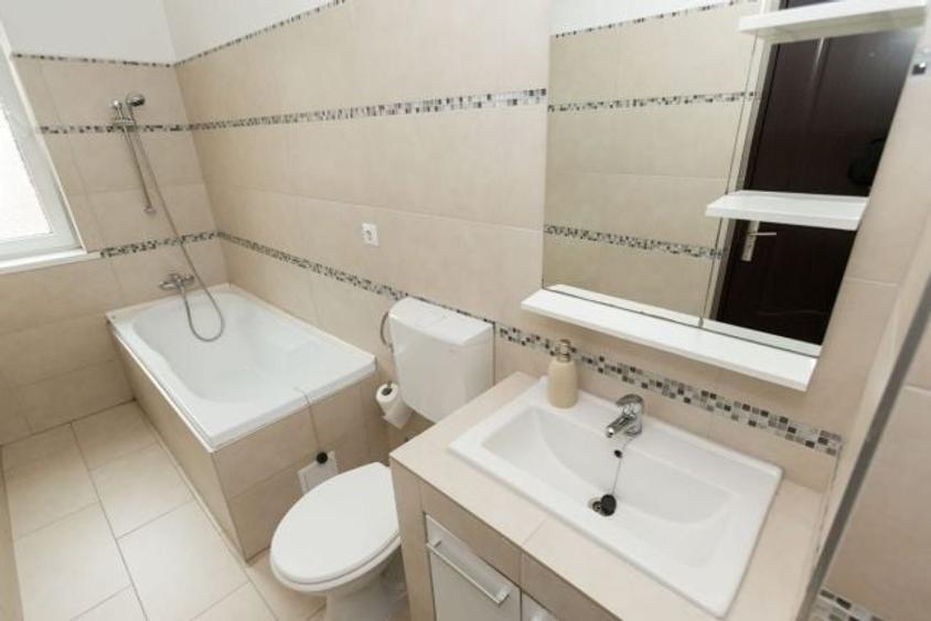 Apartament cu 2 camere decomandat în Dosu Bricii