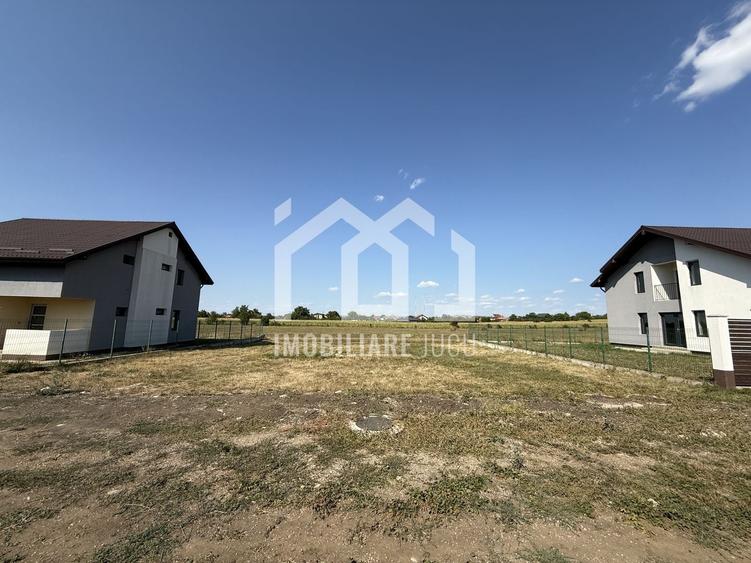 Teren Construcții intravilan de 400 mp, în Jucu de Sus