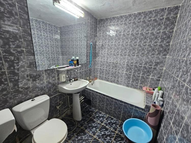 Apartament cu 3 camere decomandat, mobilat în Cetate