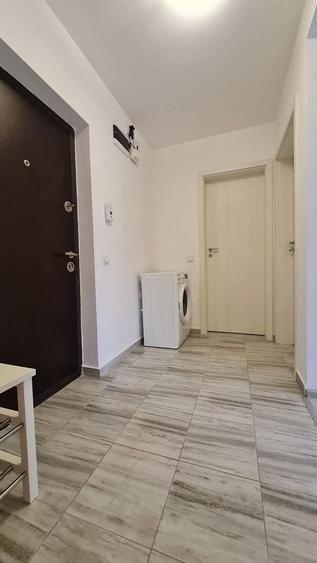 Apartament cu 2 camere semidecomandat, mobilat în Metalurgiei