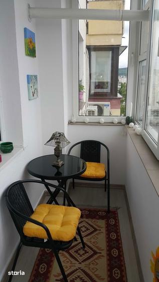inchiriez apartament cu o camera langa sediul EON - 8