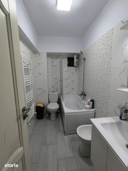 Apartament 3 camere decomandat, 2 bai | Nicolina Clopotari | Renovat - 1