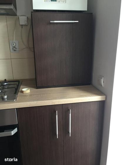 Garsonieră decomandată în Central