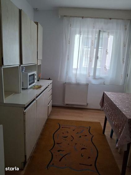 Apartament cu 2 camere decomandat, mobilat în Inel II
