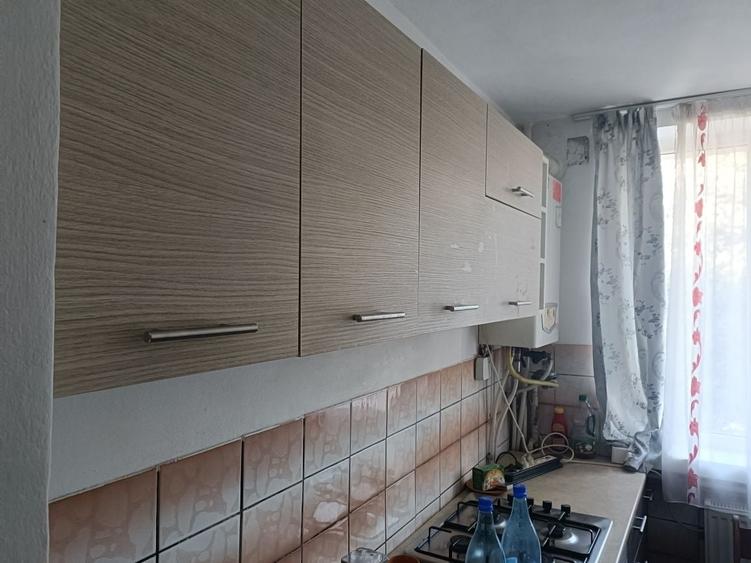 De inchiriat apt 2 camere zona tic tac - 4