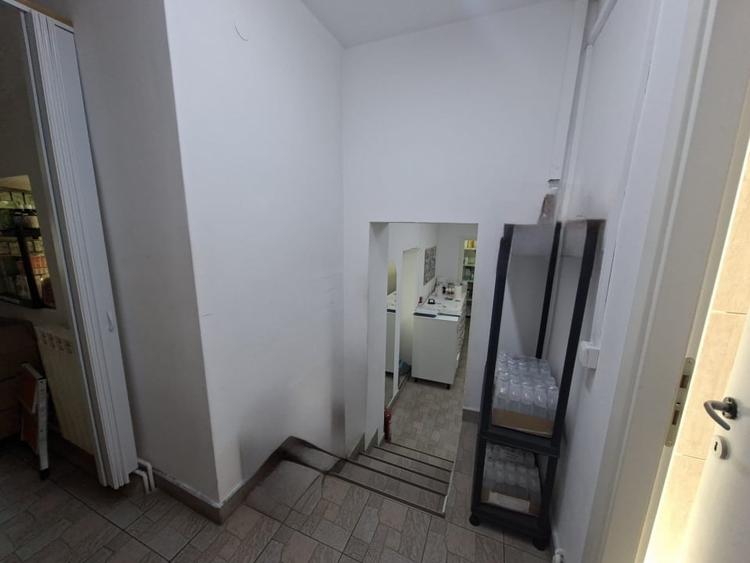 Spațiu comercial, de 59.790000915527 mp, în Șelimbăr