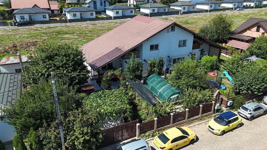 Duplex cu 5 camere cu Canalizare în Lunca Cetățuii