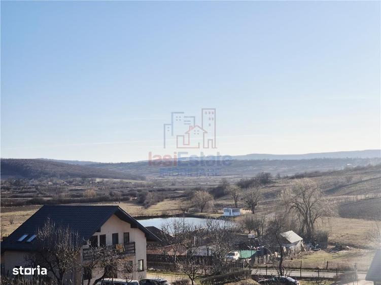 Casă cu 4 camere în Cercu
