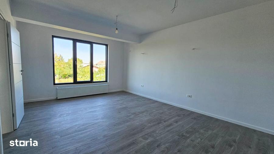 Casă cu 4 camere cu Teren 330 Mp în Chiajna