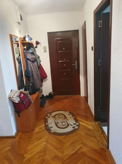Apartament cu 3 camere decomandat în Ultracentral
