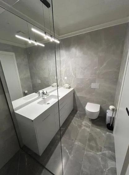 Apartament cu 4 camere decomandat, mobilat în 13 Septembrie
